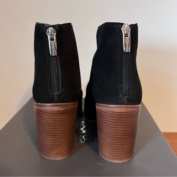 Vince Camuto Wenmina Black Suede Heel Pointed Modern Western Bootie NEW - Picture 9 of 14